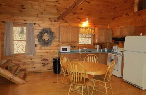 Logan Cabin | Southern Comfort Cabin