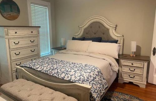 Wilder Park Apartment | Southern Parkway Retreat Near Downtown Louisville