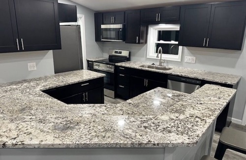 Northwest House | "Southern Shores Secret" with amazing lake access! Everything is new!