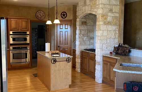 Hempstead House | Southern Star Ranch - Luxury Paradise in the Country