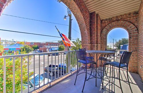 Southport Apartment | Southport Condo with Fire Pit, Deck and Private Pool