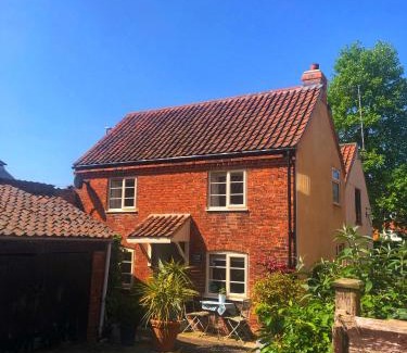 Southwell House | Southwell Holiday Cottage - Lavender Cottage