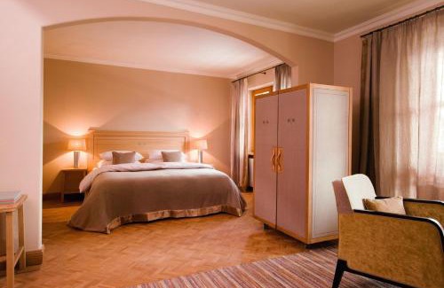 Reitrain Hotel | Spa & Resort Bachmair Weissach, LUXURY FAMILY RESORT