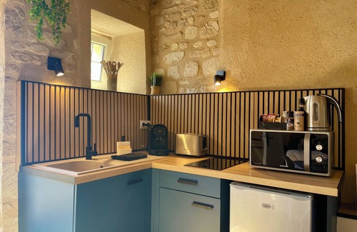 Louresse-Rochemenier Cottage | Spa" suite for 2 - Domaine des Varennes