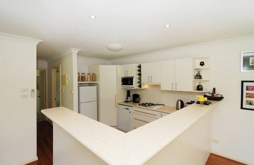 Tapitallee Cottage | Space privacy comfort nVisit BundanonnThe Stables @Tapitallee Lodges