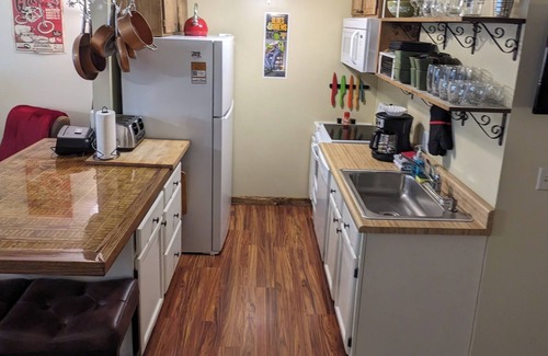 Snowshoe Condo | SPACIOUS 1st Flr Studio 3 min Walk 2 Slopes, Bike-friendly, Ridgewood #50