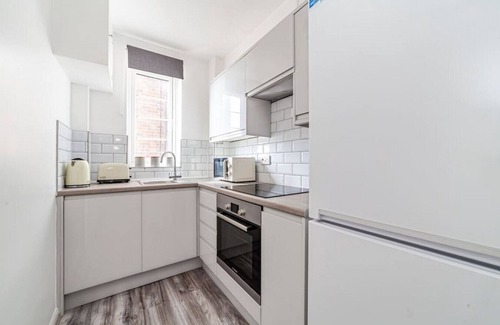 Anerley Apartment | Spacious 2 Bed Flat in Crystal Palace