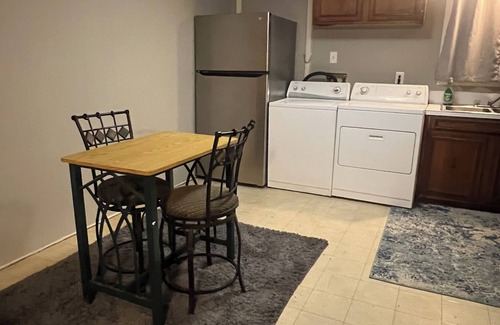 Blytheville Apartment | Spacious 2 bedrooms apartment centrally located in the heart of Blytheville.