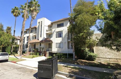 Rossmoyne Apartment | Spacious 2BR/2.5BA + Game Room