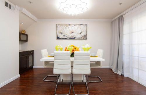 Rossmoyne Apartment | Spacious 2BR/2.5BA + Game Room