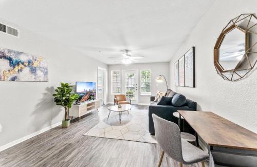 Pleasant Valley Apartment | Spacious 2BR King Suites w Pool, Gym, Laundry - Close to Downtown