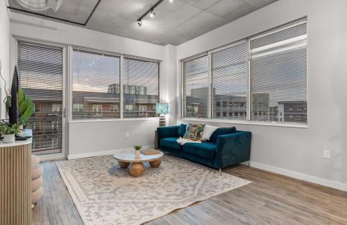 Historic Uptown Apartment | Spacious 2BR Retreat Perfect for Tropicana Events