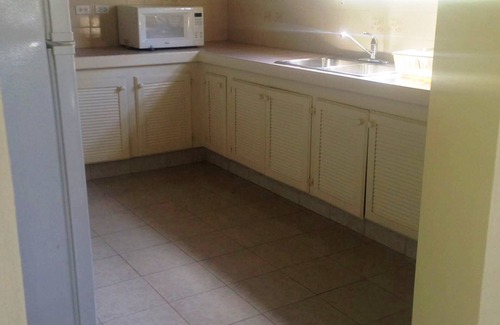 Bagatelle House | Spacious 3 Bedroom 2 Bathroom house. Good Location near the West Coast, Sleeps 6