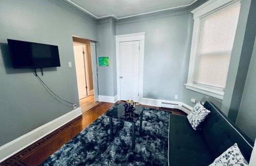 Weehawken Apartment | Spacious 3-bedroom Apartment Stunning Views NYC