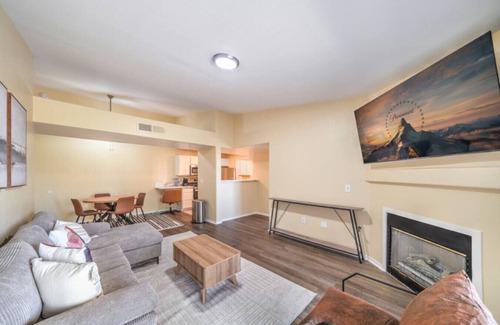 Seven Hills Apartment | Spacious 3BR Home - Near to All Essentials - Pool