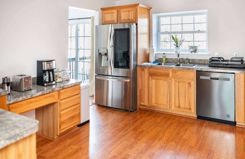 Long Pond House | Spacious 3BR House, Hot Tub, Firepit, Ski Access!