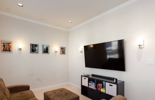 Spring Shadows House | Spacious 3BR in Vibrant Houston