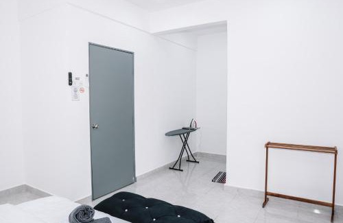 Senai House | Spacious 4-Bedroom Family Home Near Senai JB