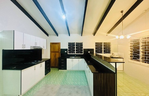 Nasinu Apartment | Spacious 4-bedroom apartment with WiFi, AC in charming Nakasi