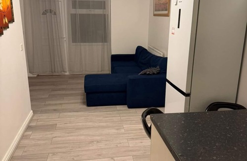 Belle Vue House | Spacious 4-bedroom house in fabulous Manchester with WiFi, AC