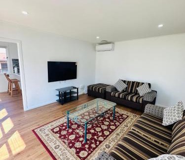 Manurewa House | Spacious 4 bedroom House in Manukau