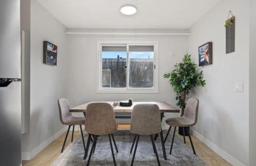Montgomery House | Spacious 4-Bedroom Retreat Near Bow River with Foosball & National Park Pass