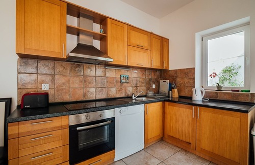 Orahovac House | Spacious 4BR Beach House, Fantastic Sea Views