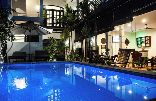 Sangkat Sla Kram House | Spacious 5-bedroom house with private pool
