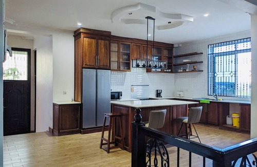 Upanga East Villa | Spacious 5-bedroom villa in charming Dar es Salaam with WiFi, AC