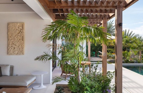 Grande Vigie Villa | Spacious 5 BDRM Villa w Heated Pool