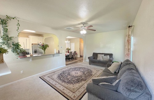 Chesapeake House | Spacious 5-bedroom house with AC, WiFi in delightful Chesapeake