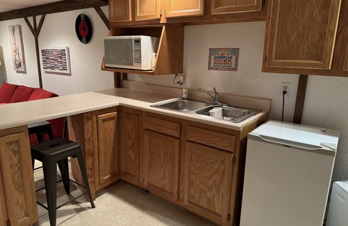 Lewisburg House | Spacious 5-bedroom house with AC, WiFi in amazing Lewisburg Private Indoor Pool