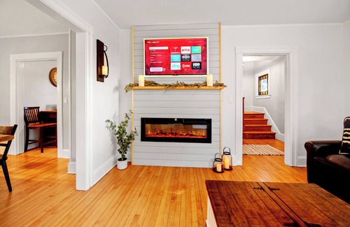 Amherst House | Spacious 5-Bedroom Home with Game Room in Amherst - Mins to UMass