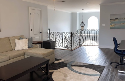 Hernando House | Spacious 5-bedroom house in Hernando, Fully furnished and with Strong Wi-Fi