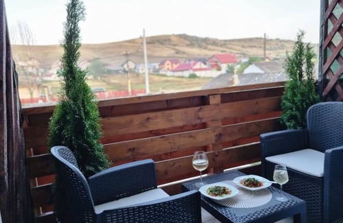 Letcani House | Spacious 5-bedroom house in charming Iasi/Lețcani with AC, WiFi