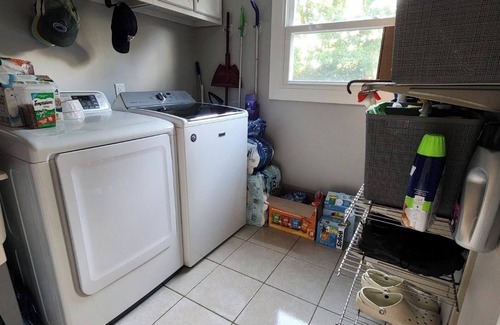 Granger House | Spacious 5-bedroom house in charming Granger with Hot Tub near Notre Dame