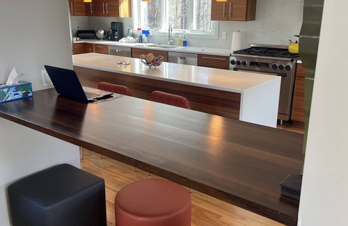 Stowe Hollow House | Spacious 5-bedroom house with AC, WiFi and EV charging in marvelous Stowe