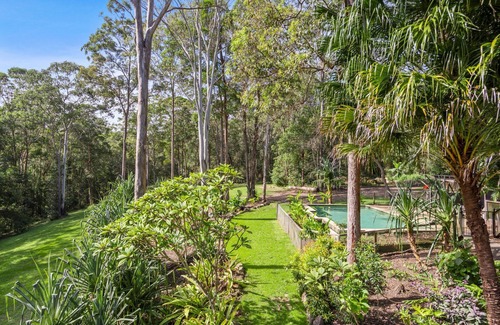 Pomona House | Spacious 5-bedroom Noosa country house in fabulous Pomona with private pool