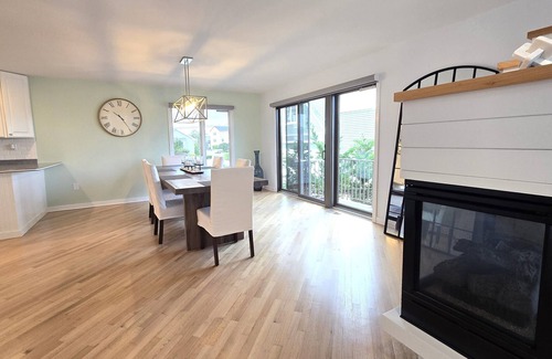 Mantoloking House | Spacious 5-bedroom 4 Full Bathroom Waterfront Home in Mantoloking Shores!