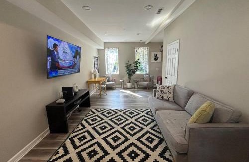 Trinidad Bed & Breakfast | Spacious 5BR 15 mins from Downtown -free parking!