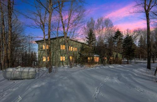 Walker House | Spacious 8-Br Leech Lake Retreat with Game Room