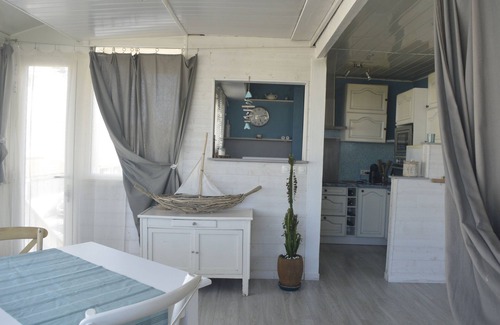 Gruissan Plage Ski Chalet | SPACIOUS AND CHARMING CHALET WITH BREATHTAKING VIEWS