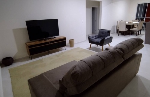 Ze Amandio Apartment | Spacious and comfortable well located apartment