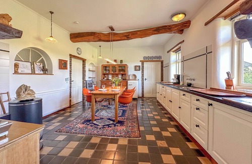 Homberg House | Spacious and idyllic farmhouse with large garden