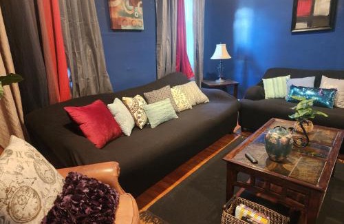 Meriden Apartment | spacious and indulging