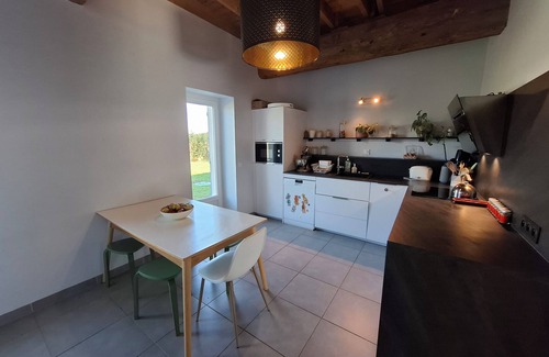 Civrieux House | Spacious and Modern House in the Heart of the Dombes, Near Lyon + Swimming Pool