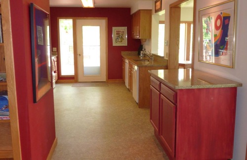 Omena House | Spacious And Peaceful Retreat On Grand Traverse Bay! Private Beach Front