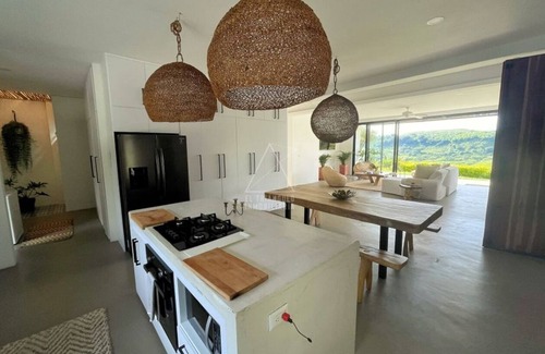 La Tebaida House | Spacious and Private Secluded Villa/Minutes to Parque Del Café/Salento