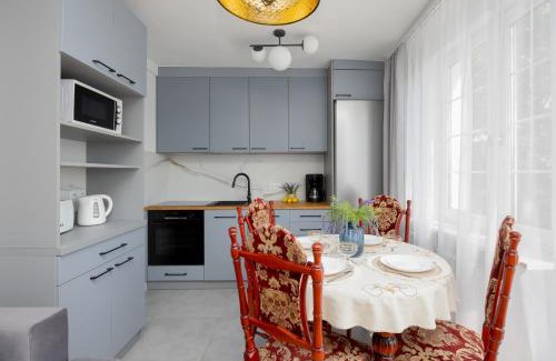 Konstancin-Jeziorna Apartment | Spacious Apartment Close to Warsaw for 5 people by Noclegi Renters
