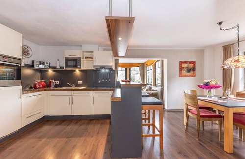 Bad Berleburg Apartment | Spacious apartment with conservatory for 5 people